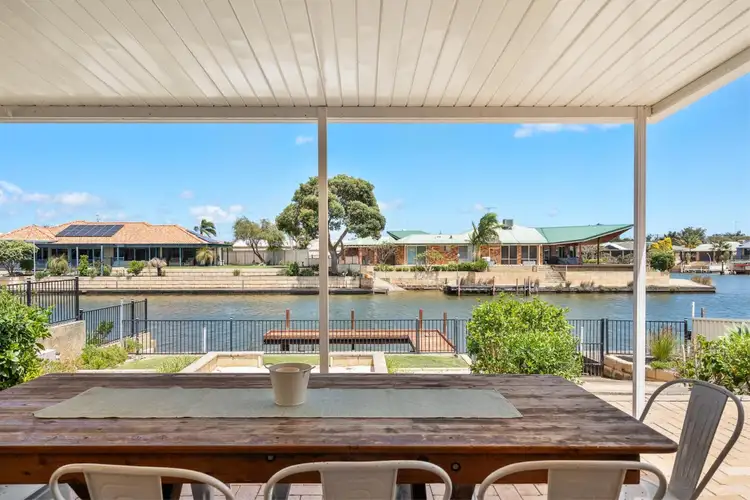 24 Kiap Road, South Yunderup WA 6208