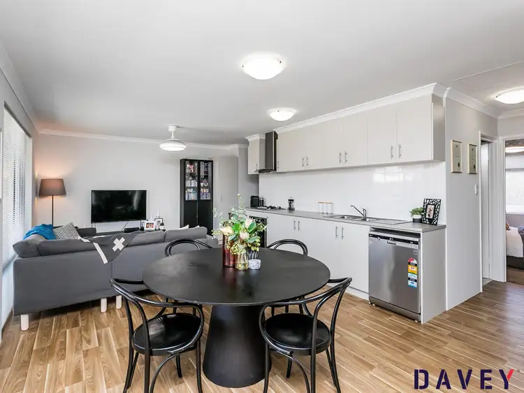 8/3 Donar Street