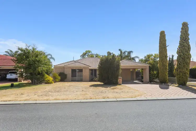 18 Balladong Loop, Carramar WA 6031