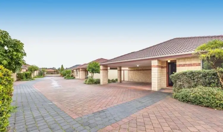 4/61 Whaleback Avenue, Parkwood WA 6147