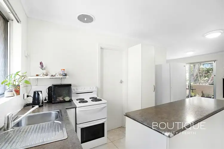 Fifth view of Homely unit listing, 9/3 Westborough Street, Scarborough WA 6019