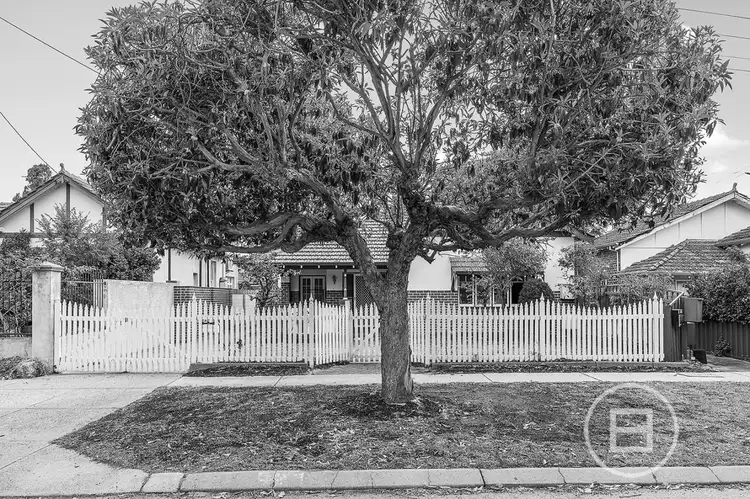 137 Tenth Avenue