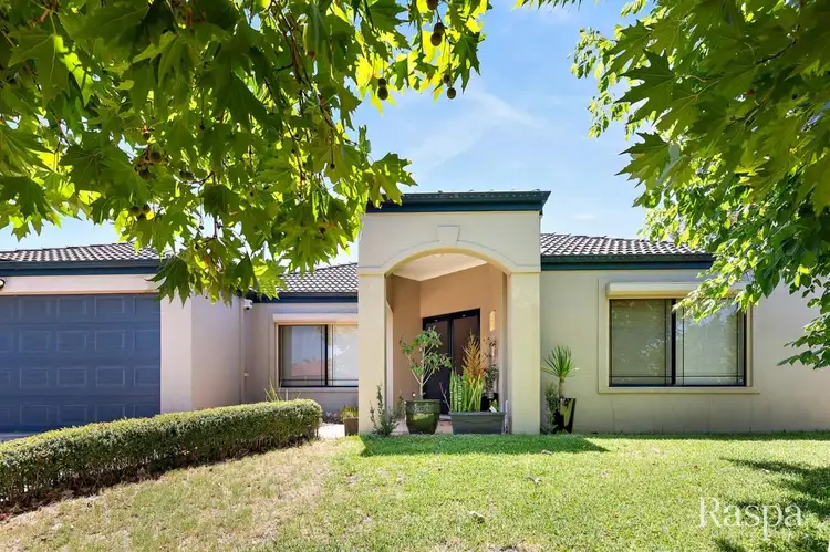 16 Lomax Court, Beeliar WA 6164