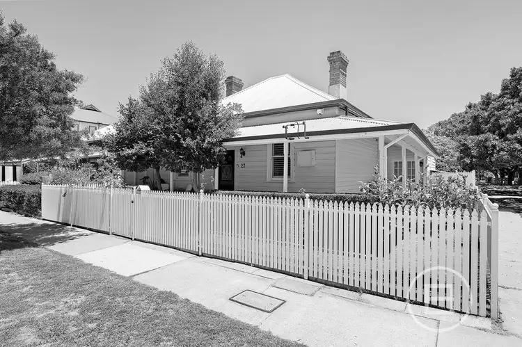 27 Gloucester Street, Victoria Park WA 6100