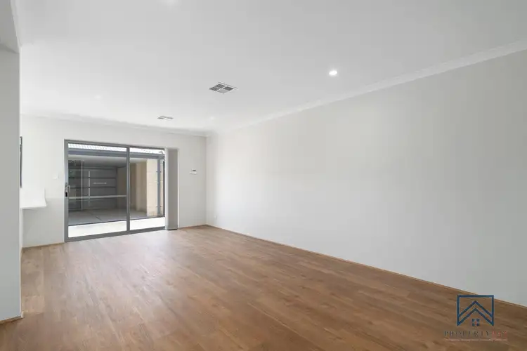 Fourth view of Homely house listing, 17 Ladybower Vista, Aveley WA 6069
