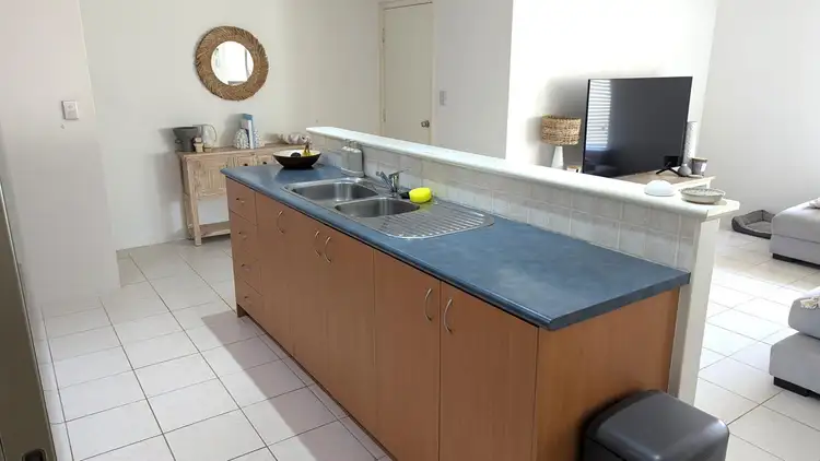 Sixth view of Homely house listing, 2/22 Elsfield, Bassendean WA 6054