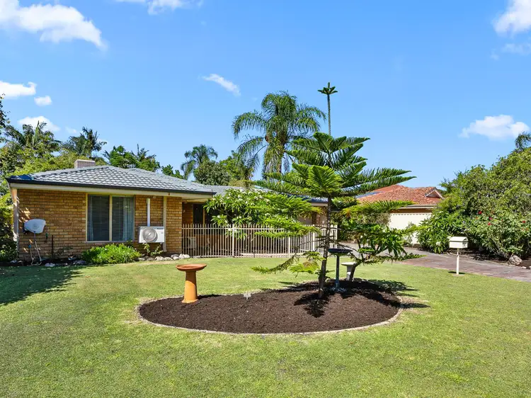6 Mckivett Crescent, Leeming WA 6149