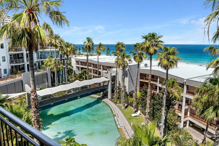 R304/183 West Coast Highway