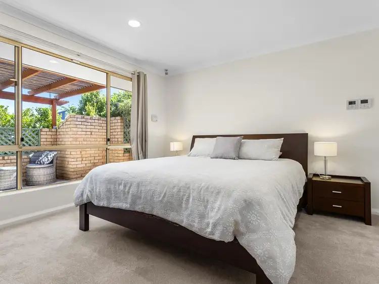 Sixth view of Homely house listing, 4 Donavon Rise, Murdoch WA 6150