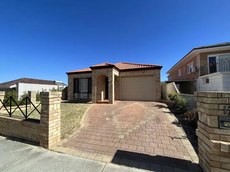 17 Marmion Street