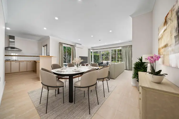 16/71 Ruislip Street
