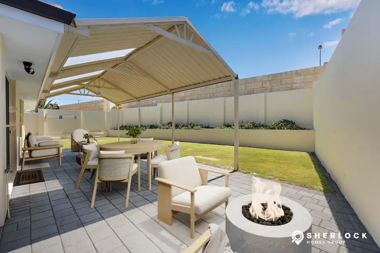 20A Redbank Rise