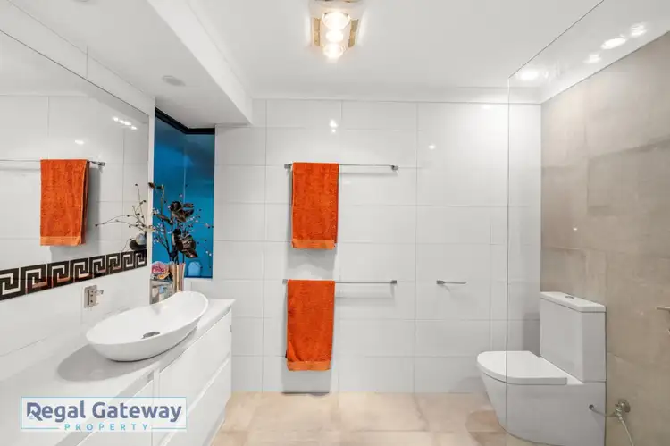 Fifth view of Homely house listing, 3 Jouisannce Bend, Atwell WA 6164