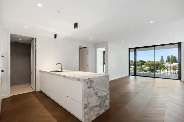 302/385 Rokeby Road