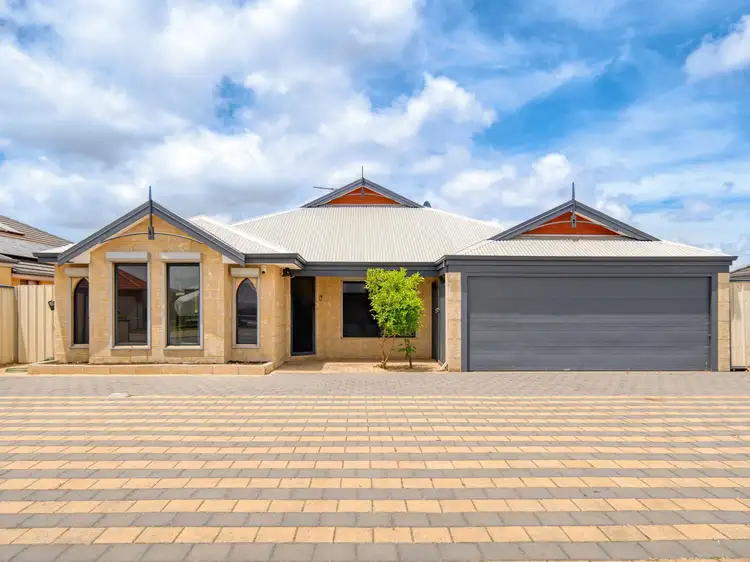 7 Montgomery Drive