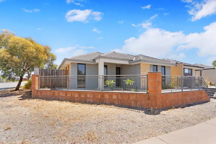 55 Grassdale Parkway