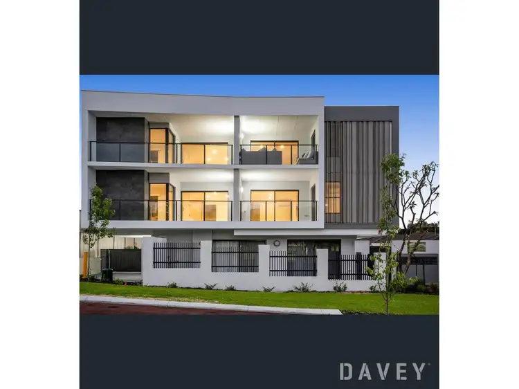 3/14 Roebuck Street