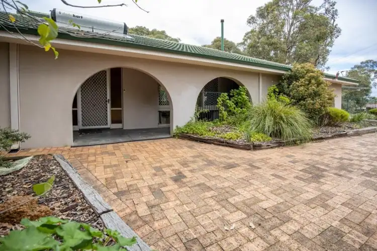 56 Gladys Road