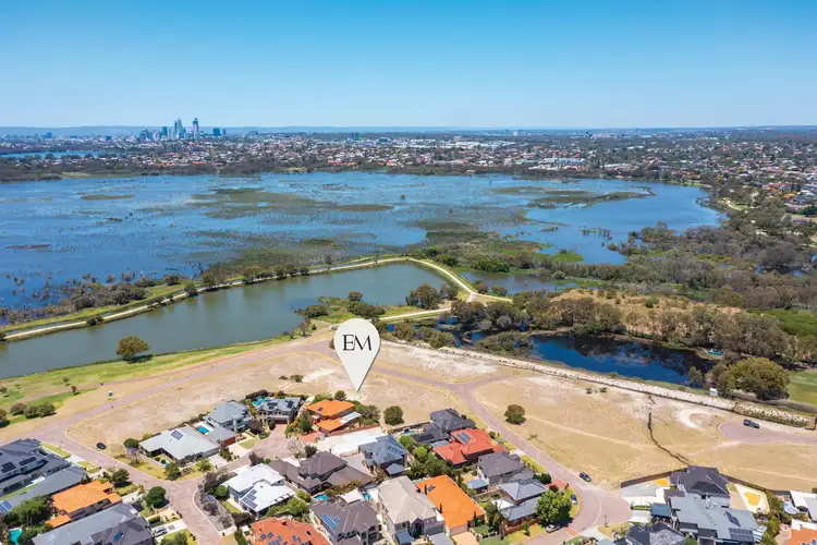 6 Pownall Gardens, Churchlands WA 6018