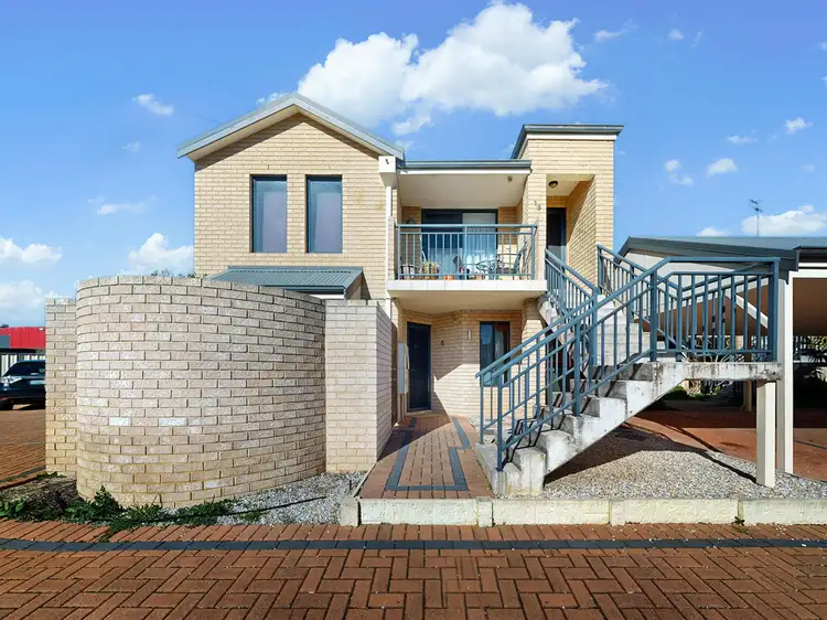 6/89 Forrest Road, Hamilton Hill WA 6163