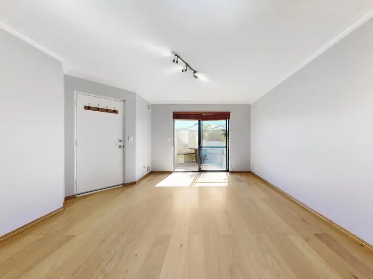 Fourth view of Homely unit listing, 6/89 Forrest Road, Hamilton Hill WA 6163