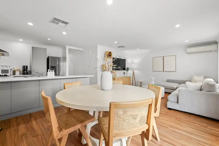 Fourth view of Homely house listing, 6 Wolfson Way, Piara Waters WA 6112