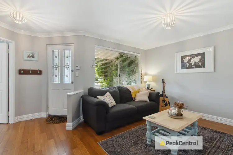 Fourth view of Homely house listing, 20 Harwood Close, Canning Vale WA 6155
