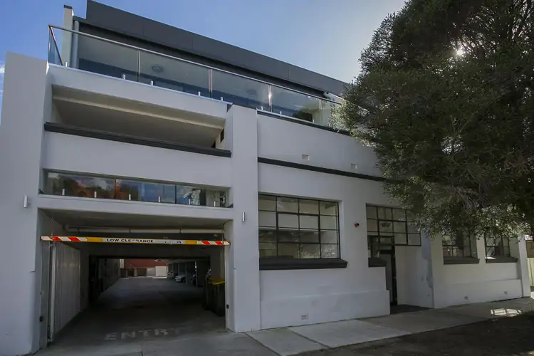 Main view of Homely house listing, 3/19 Lindsay Street, Perth WA 6000