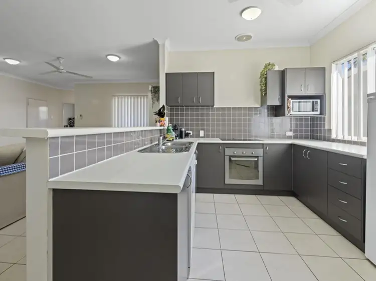 Sixth view of Homely unit listing, 4-13 Calliance Way, Baynton WA 6714