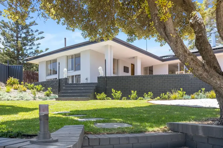 14 Dreyer Court, Yanchep WA 6035