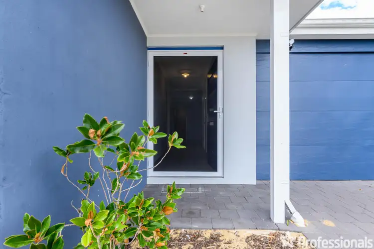 Fifth view of Homely house listing, 37 Calella Loop, Piara Waters WA 6112