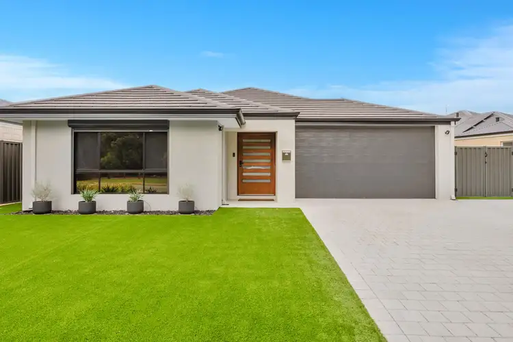 15 Yowari Drive