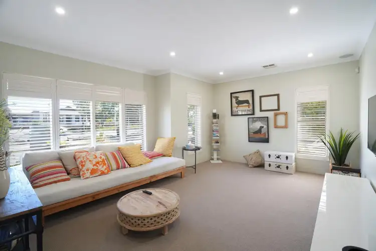 5 Horsenall Close,, Ellenbrook WA 6069