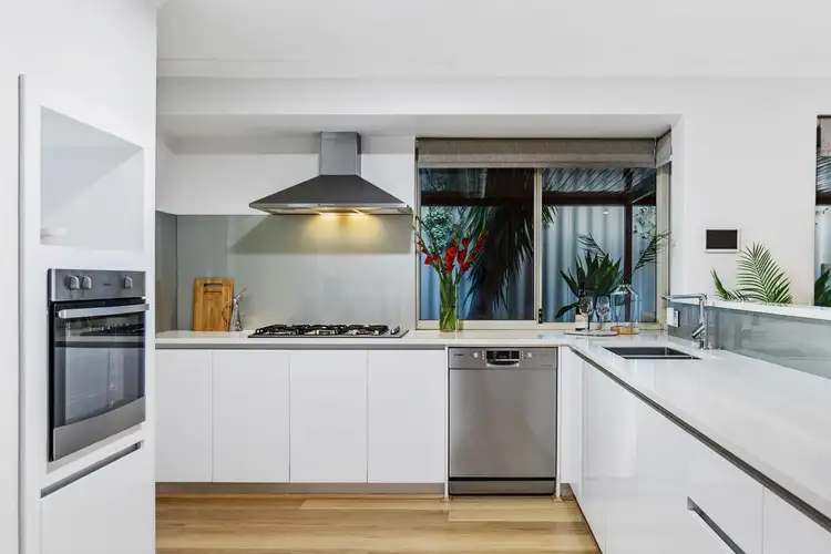 Second view of Homely house listing, 6 Dundaff Turn, Kinross WA 6028