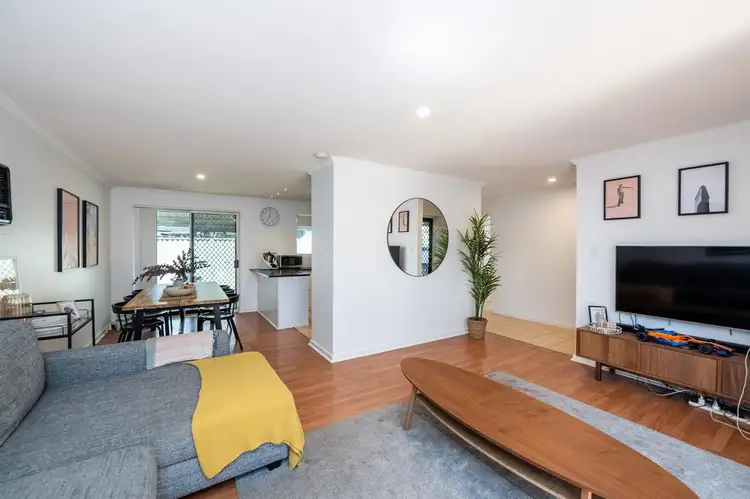 2/2 Cothill Court, Eden Hill WA 6054