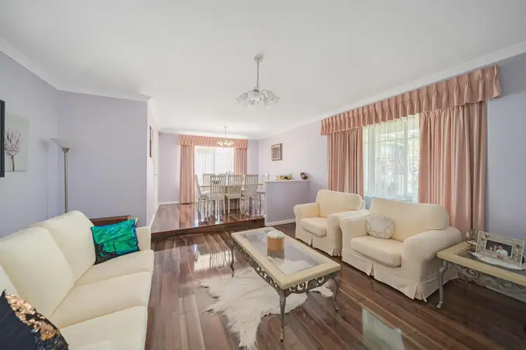 3 BENIA RISE, Alexander Heights WA 6064