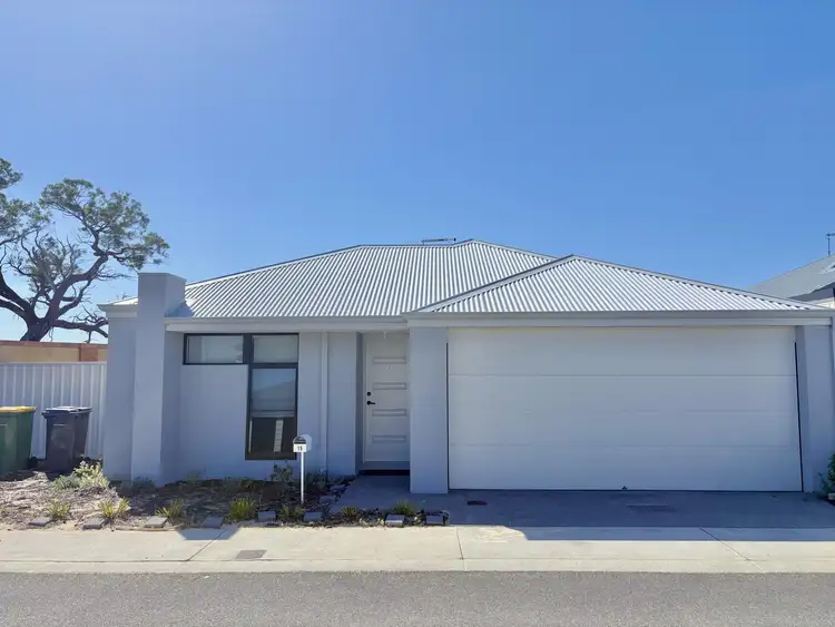 15 Montague Lane
