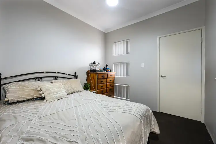 Fifth view of Homely house listing, 10 Cheyne way, Caversham WA 6055