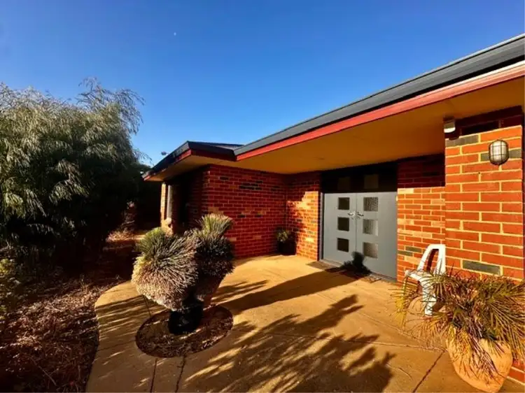 114 Seaflower  Way