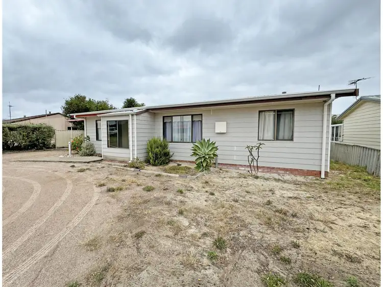 7 Chestnut Street, Castletown WA 6450