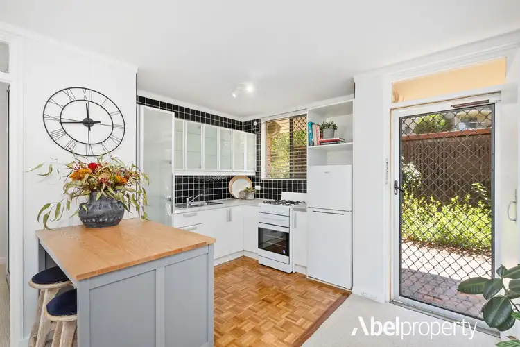 Fifth view of Homely apartment listing, 27/2 Bardon Place, Maylands WA 6051