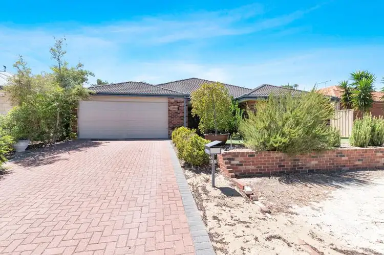 35 Stokesay Street, Orelia WA 6167