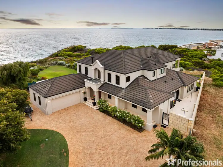 6 Almeria Place, Waikiki WA 6169