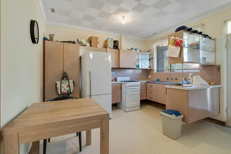 Fifth view of Homely unit listing, 2/99 Gloucester  Crescent, Shoalwater WA 6169