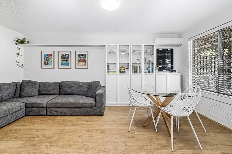 2/115 Herdsman Parade