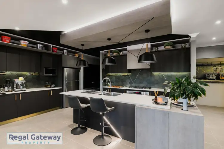 Sixth view of Homely house listing, 2 Esmerelda Rise, Baldivis WA 6171