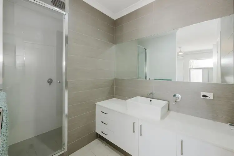 Sixth view of Homely unit listing, 4/178 Healy Road, Hamilton Hill WA 6163