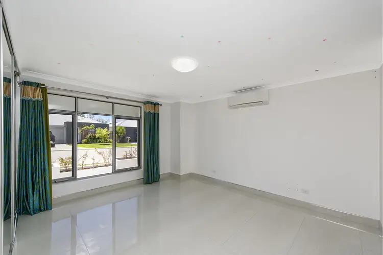 Seventh view of Homely house listing, 19 Torino Crescent, Piara Waters WA 6112