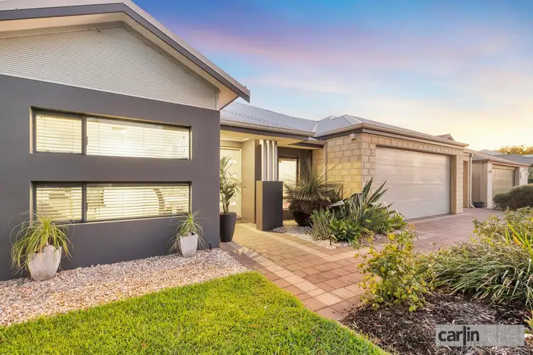 Second view of Homely house listing, 34 Freycinet Circuit, Aubin Grove WA 6164