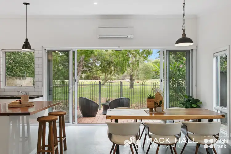9 Links Court, Claremont WA 6010